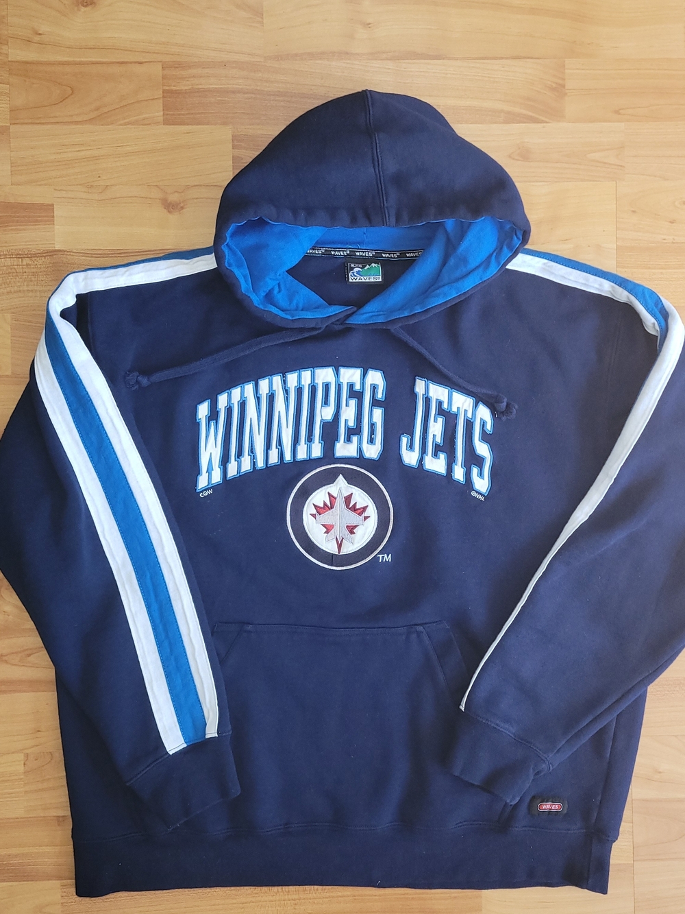 Vintage Waves Winnipeg Jets NHL Navy Pullover Hoodie Sport Activewear Stripes XL